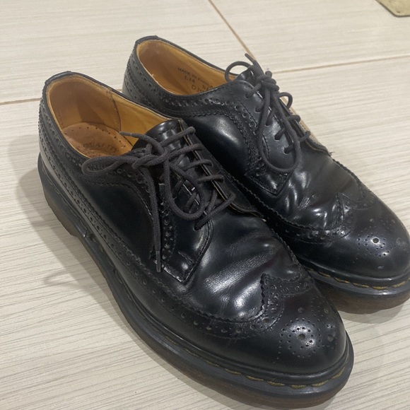 Dr martens 3989 SMOOTH LEATHER BROGUE SHOES size 7 - Picture 8 of 9